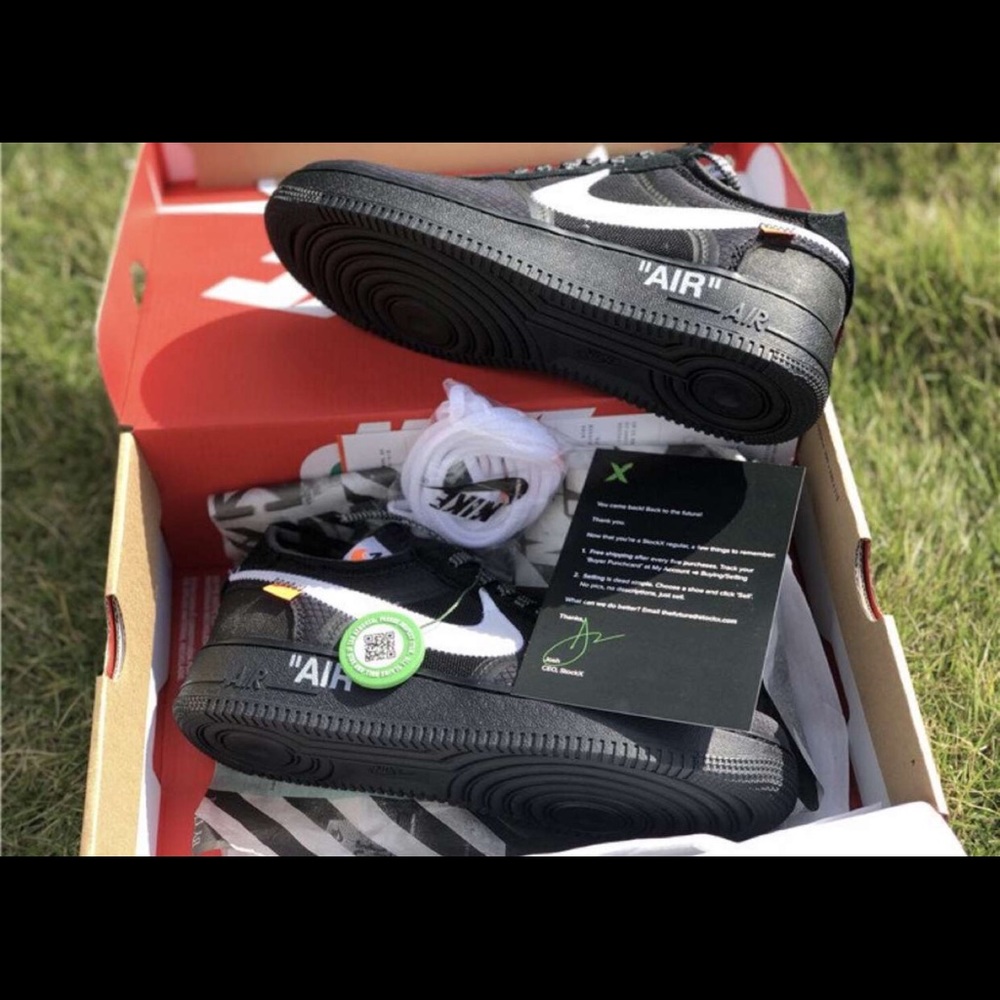 Off-White Air Force 1 Black